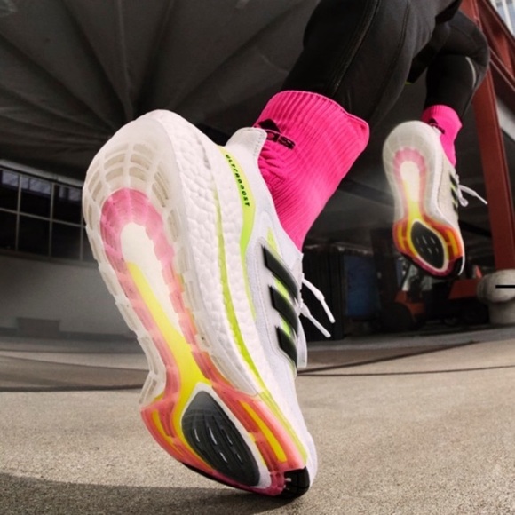 adidas UltraBOOST 21 White Solar Yellow - Picture 3 of 8